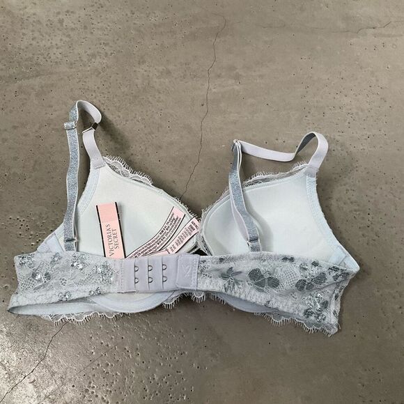 Victoria’s Secret Push Up Lace Bralette - Picture 2 of 3